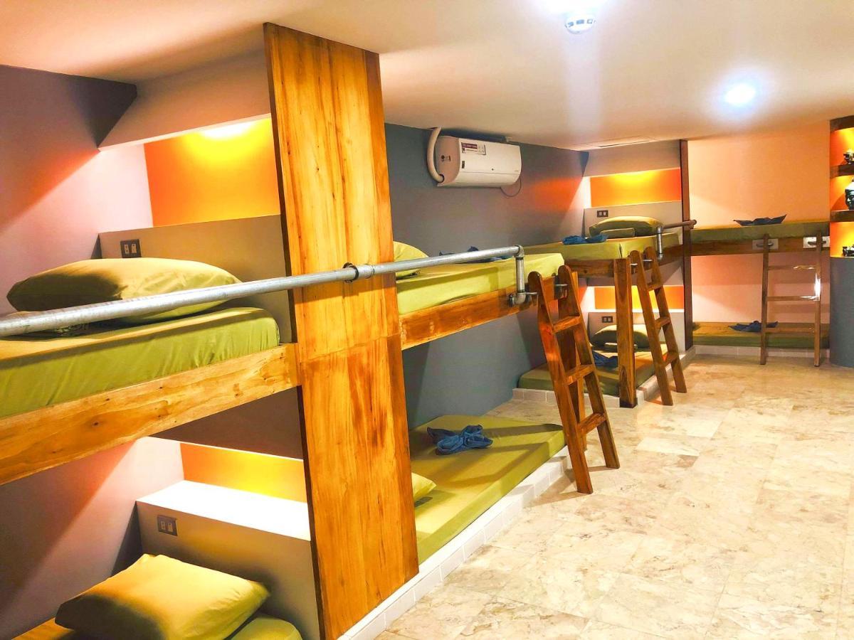 The Escape San Juan Hostel Σαν Χουάν Εξωτερικό φωτογραφία