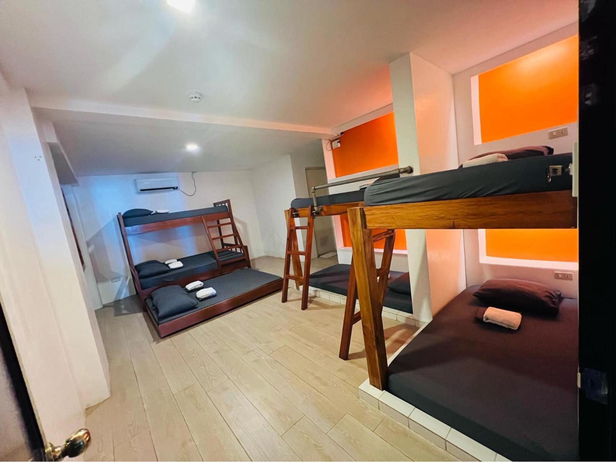 The Escape San Juan Hostel Σαν Χουάν Εξωτερικό φωτογραφία
